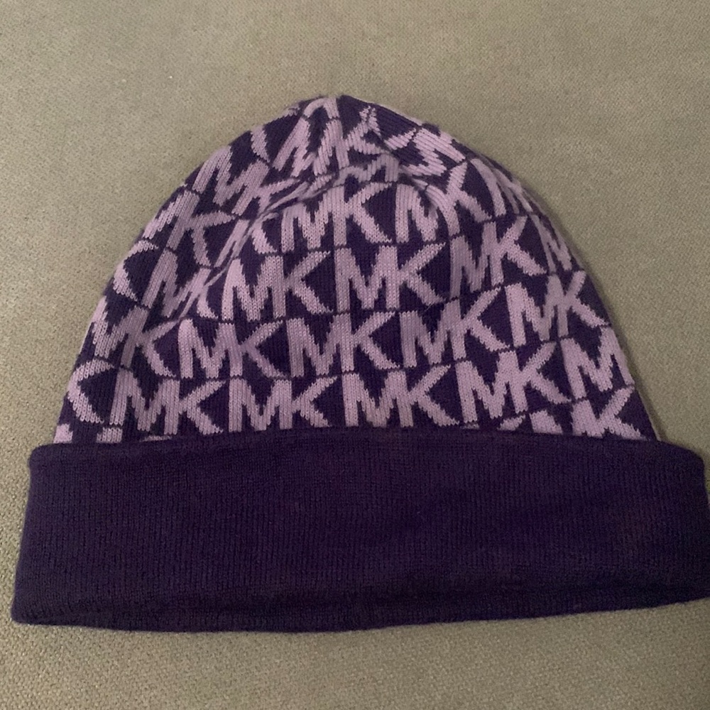 Michael Kors hat